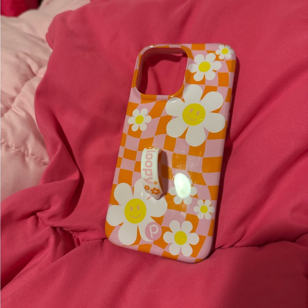 Krista Horton iPhone 14 Pro Max loopy collab